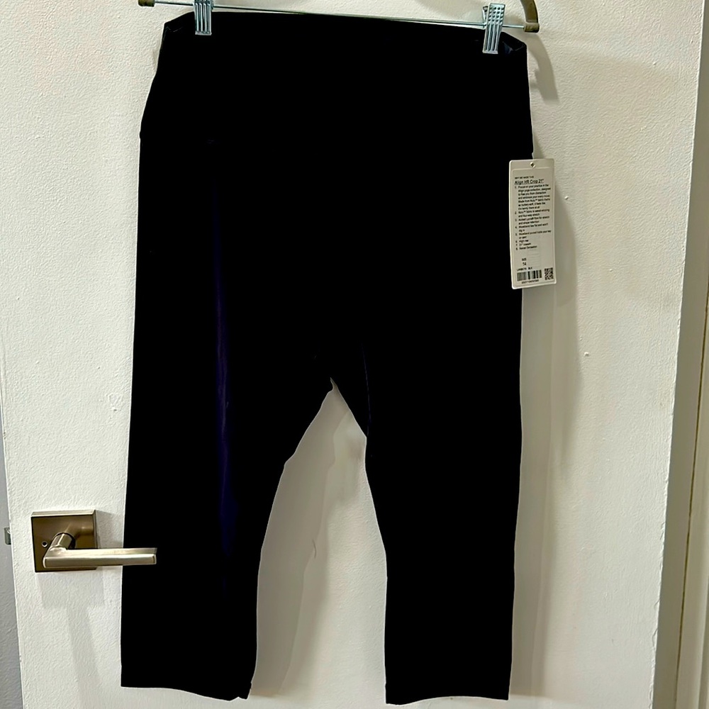 Lululemon Align HR Crop 21 size 14(Black)